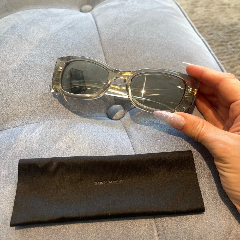 YSL silver glasses in amazing condition - Picture 4 of 11